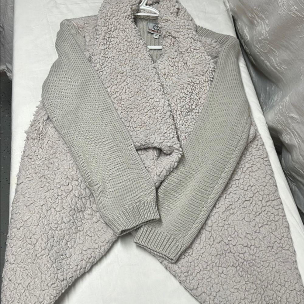 Faux shearling sweater— light gray